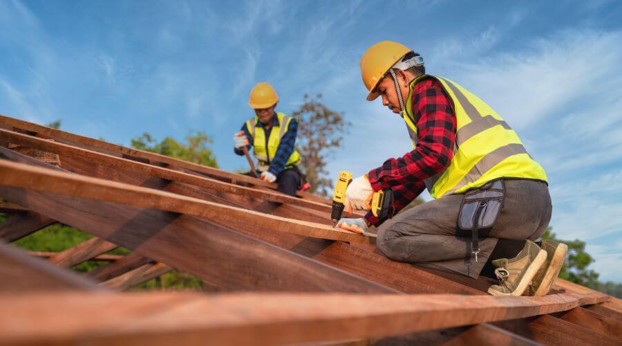 Professional Flat Roofing Installation services in Alexander City, AL